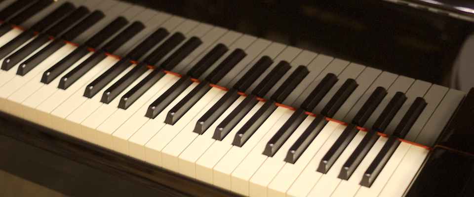 ピアノチューニングサービス
